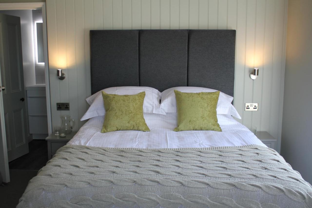 The Five Pilchards Inn Helston Extérieur photo